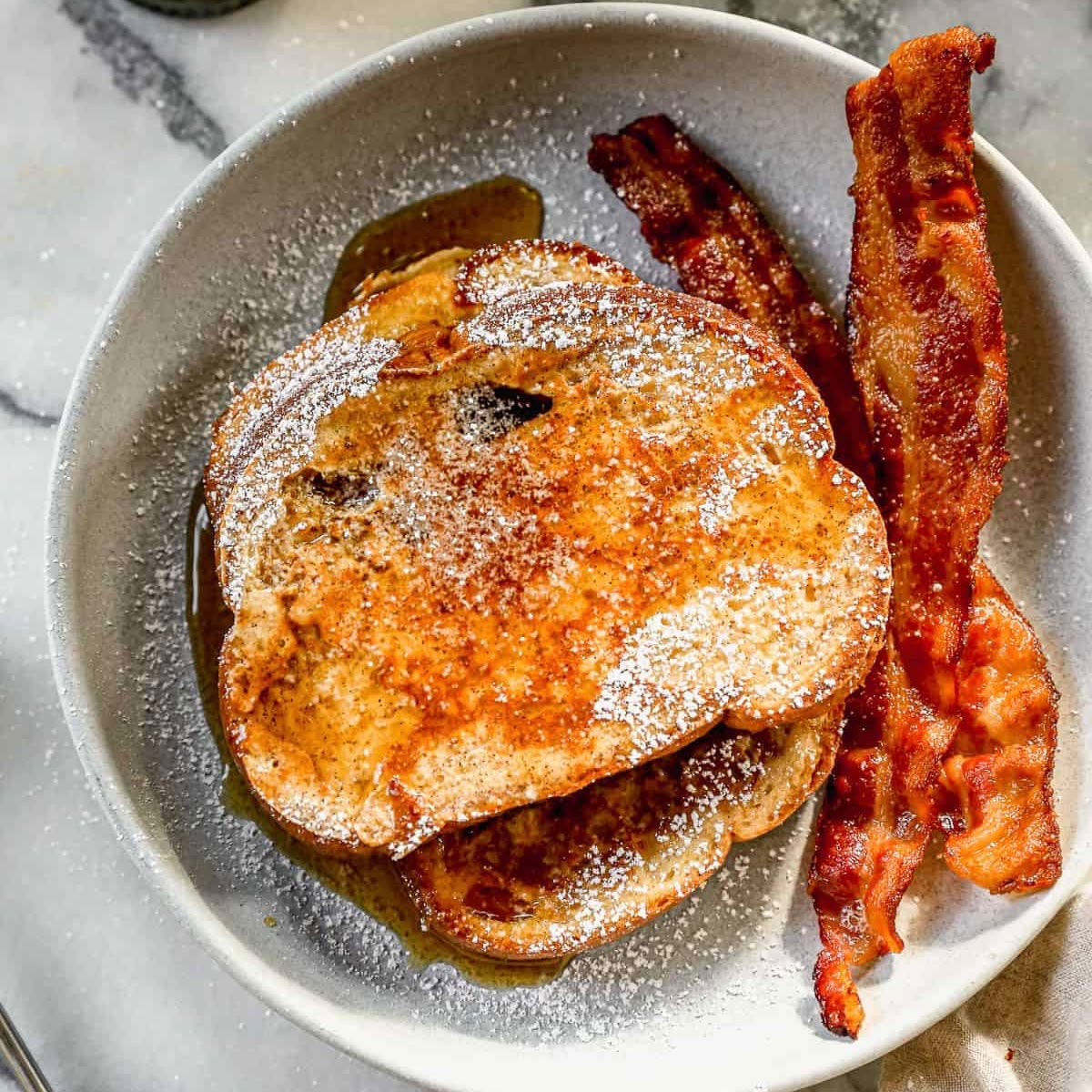Cinn Sugar French Toast with Turkey Bacon