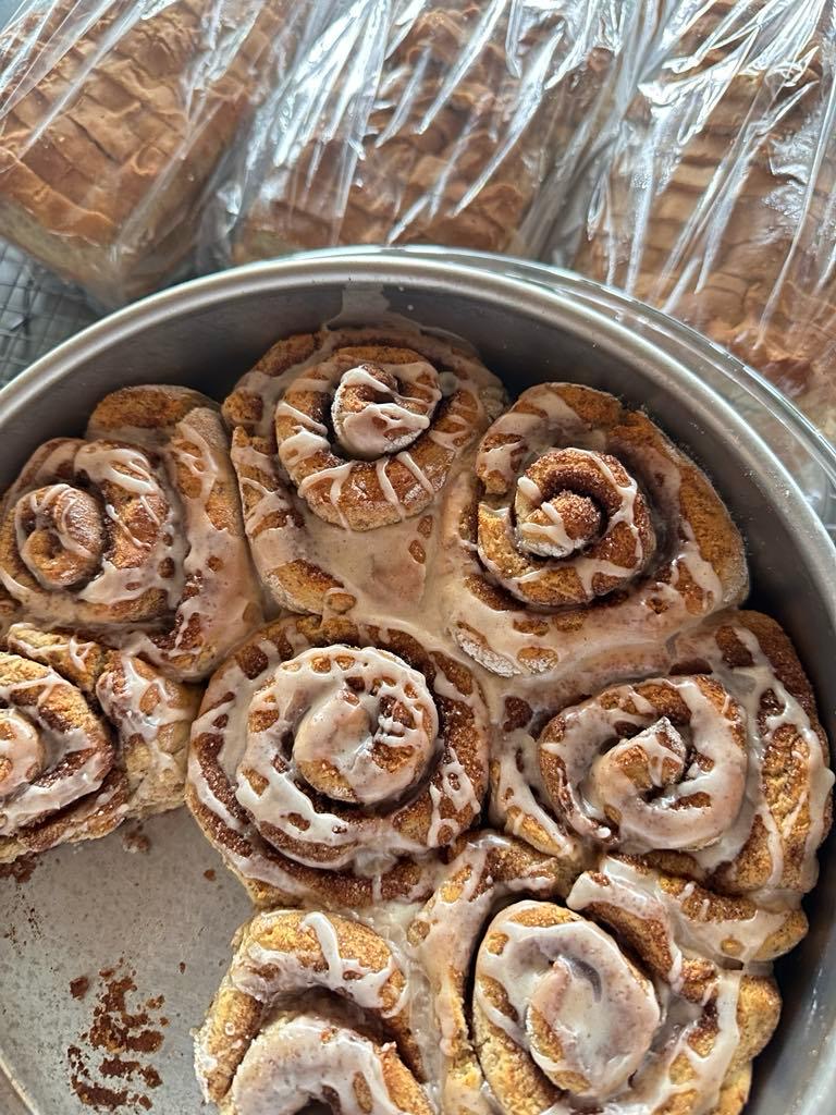 Thanksgiving Morning Cinnamon Rolls