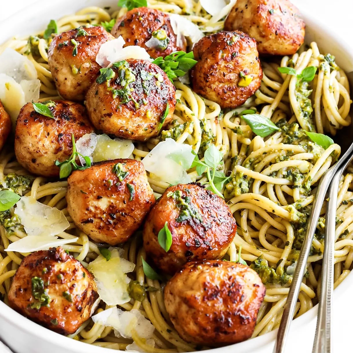 Chicken Kale Pesto Meatballs with Spaghetti