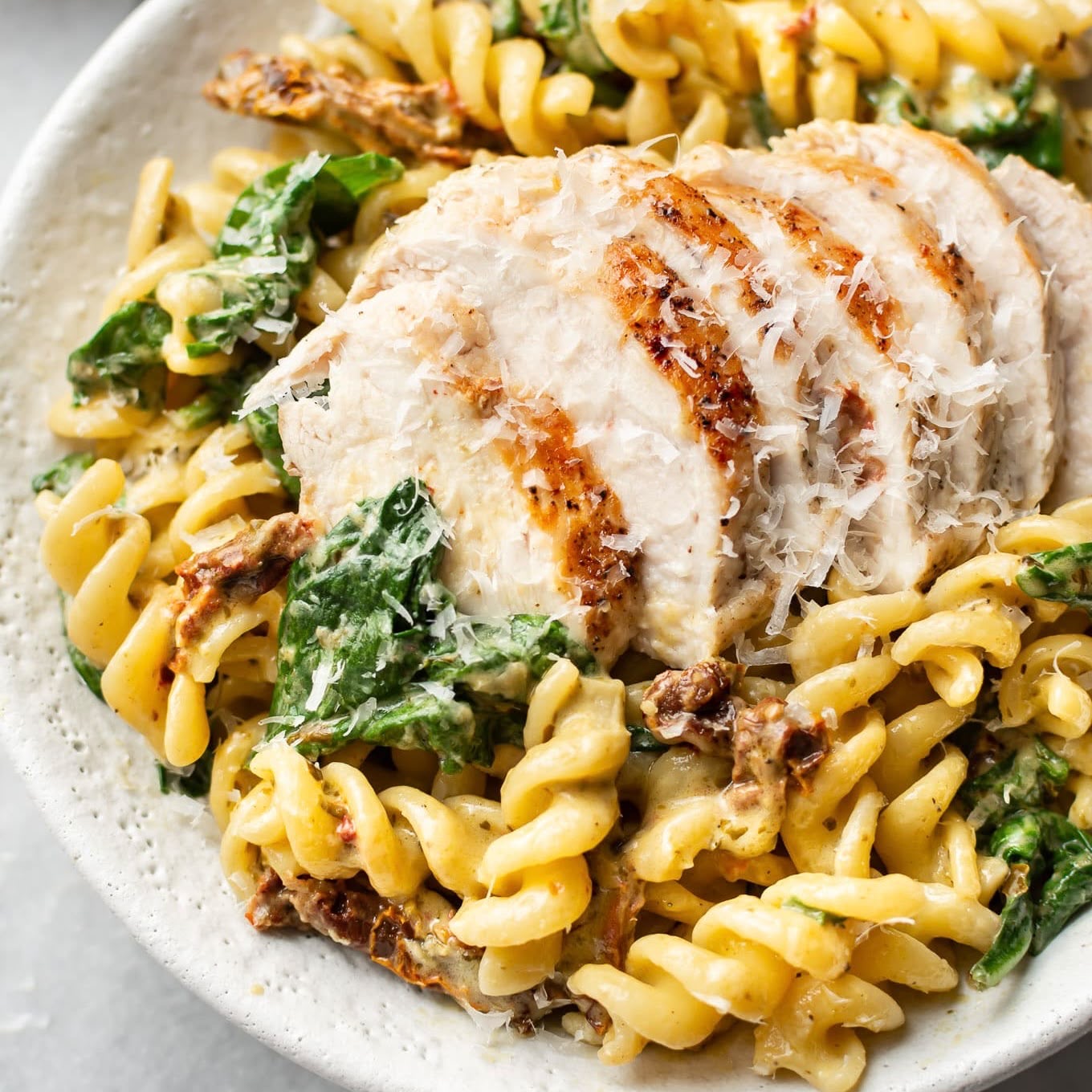 Chicken Pesto Spinach Pasta