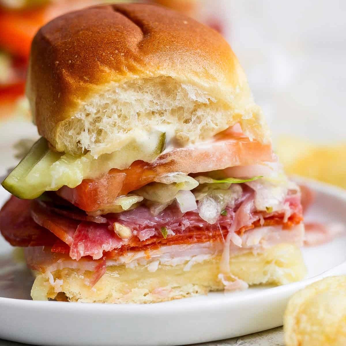 Italian Grinder Sliders with Potato Chips