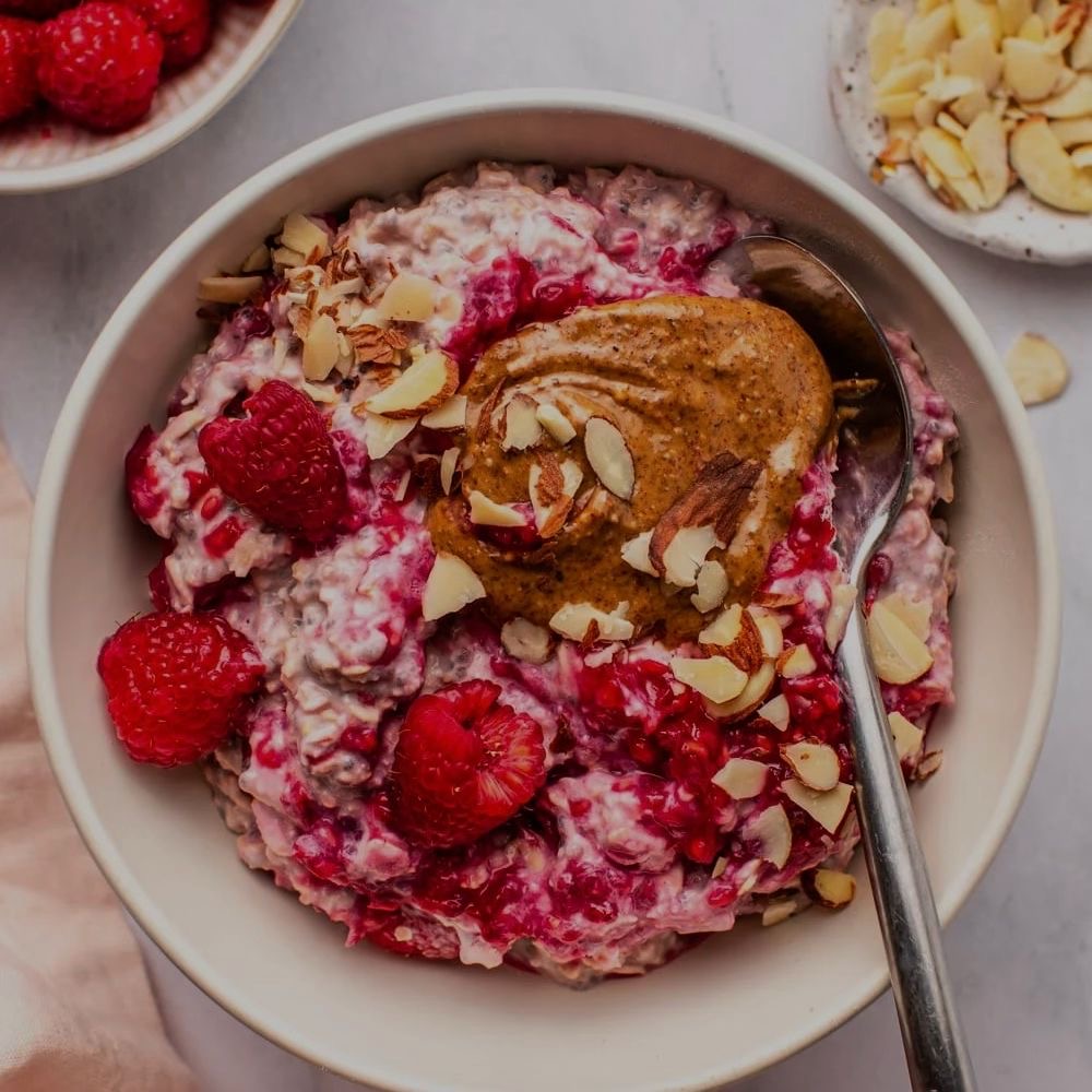 Raspberry Almond Butter Overnight Oats (Delivered: September 21)