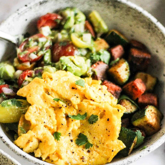 Sweet Potato Breakfast Bowl with Eggs and Avocado | 4/16
