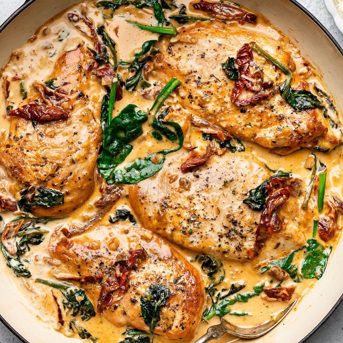 Creamy Tuscan Chicken with Mashed Potatoes and Green Beans